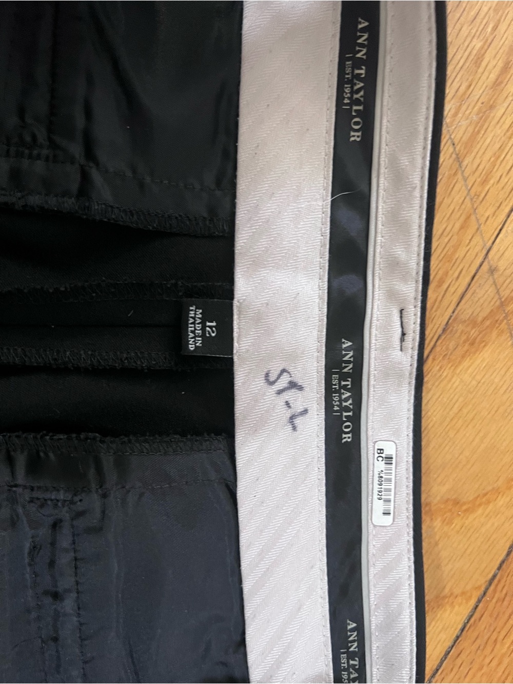 Ann Taylor Women’s Black Trousers Size 12